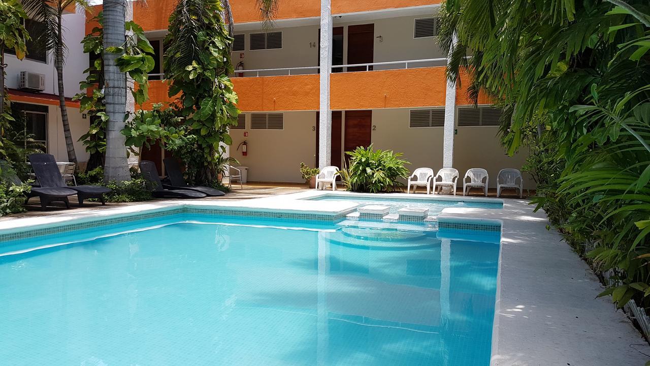 Lázaro Cárdenas Delfin Playa Azul酒店 外观 照片