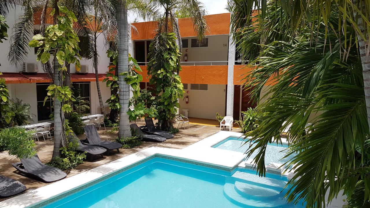 Lázaro Cárdenas Delfin Playa Azul酒店 外观 照片